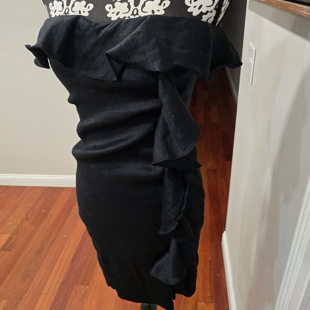 BR little black dress mini dramatic ruffle strapless 6P (0630)